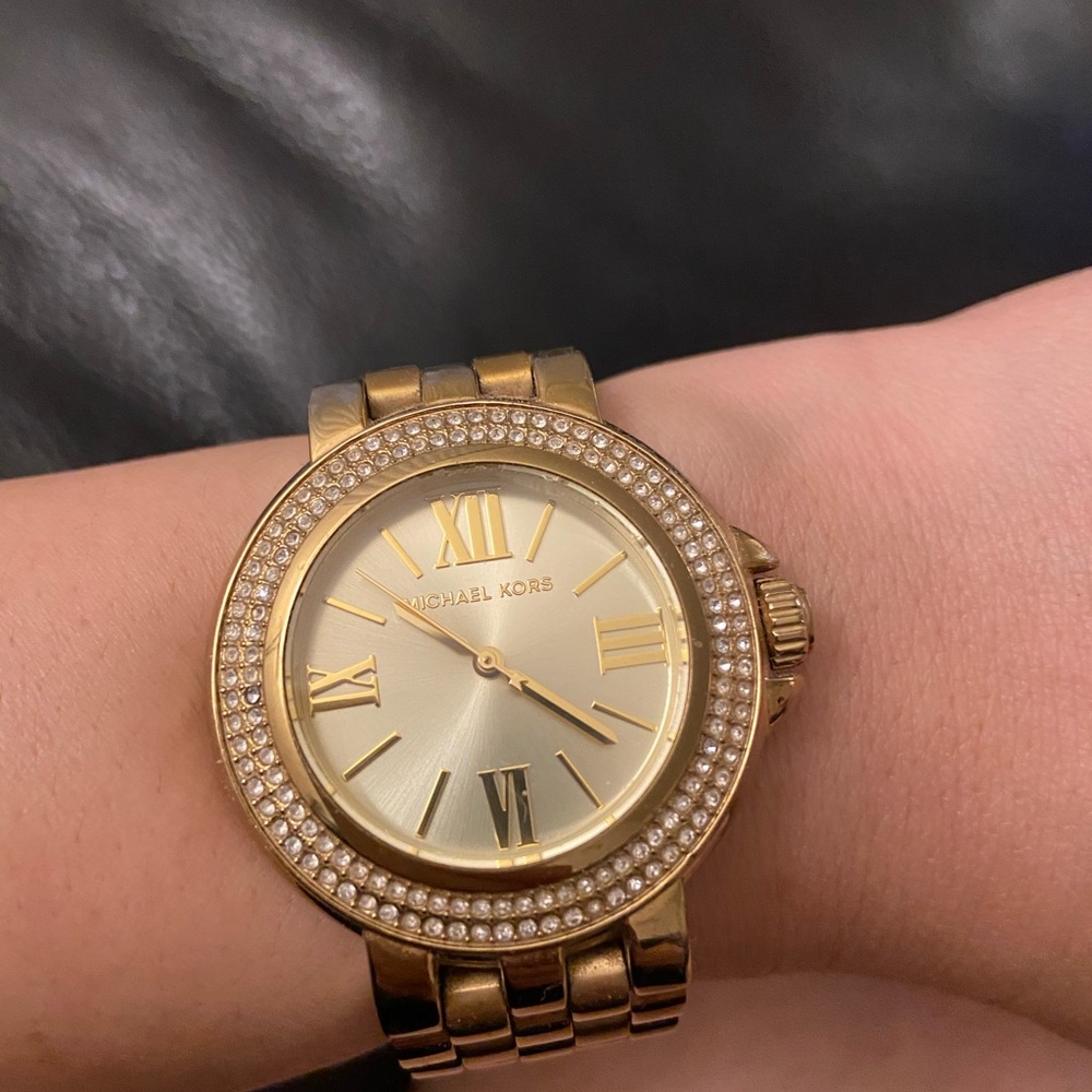 Watch - Picture 3 of 5